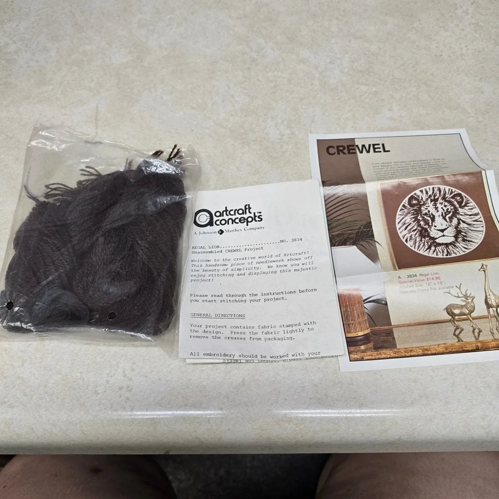 Vintage Artcraft Concepts Regal Lion‎ Crewel Embroidery Kit 3834 16x16 Stamped